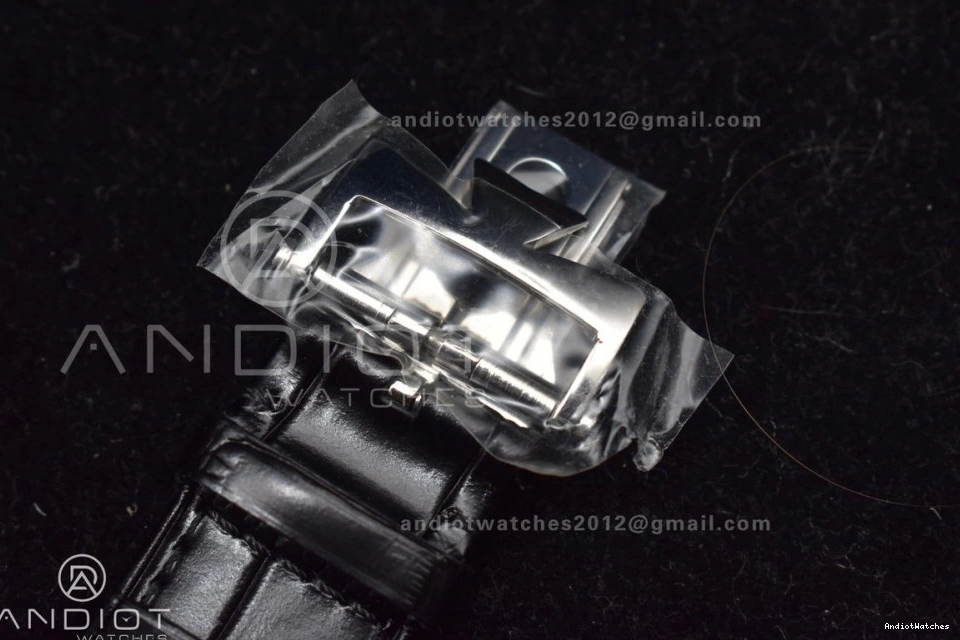 SS Overseas Dial Strap Black 8F 932 SportInspired Maker Black on Rubber 0119